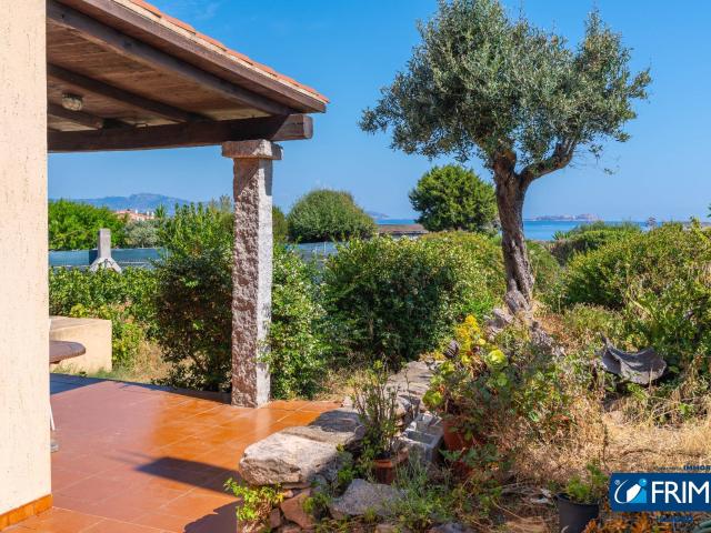 Villa Indipendente in vendita a Baia Caddinas, Golfo Aranci