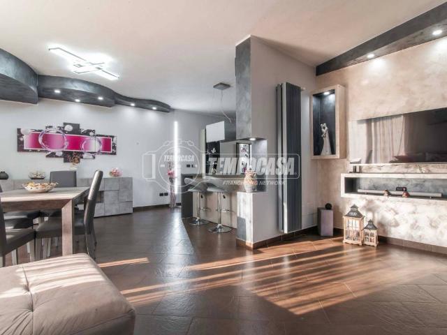 Villa Schiera in vendita a Prospiano, Gorla Minore