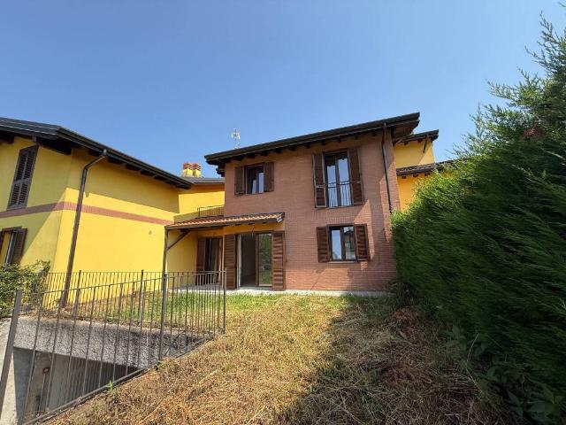 Villa Schiera in vendita a Gornate Olona, Lombardia