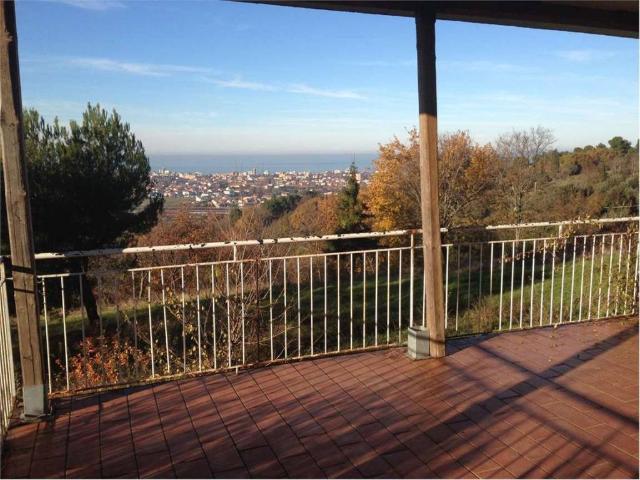 Villa Schiera in vendita a Fanano, Marche