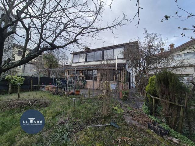 Villa Schiera in vendita a Località Saleti, Gradisca D'isonzo