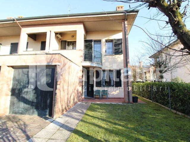 Villa Schiera in vendita a Unione Terre di Pianura, Granarolo Dell'emilia