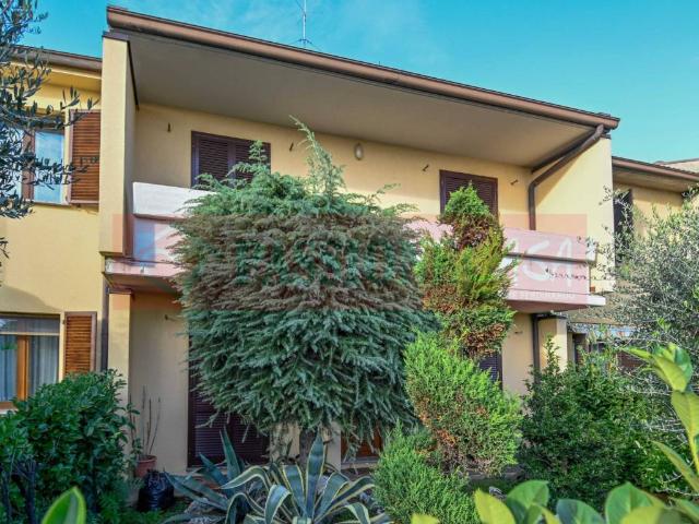 Villa Schiera in vendita a Grassobbio, Bergamo