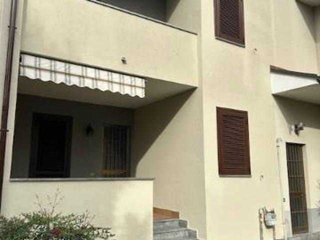 Villa Schiera in vendita a Gravellona Lomellina, Lombardia