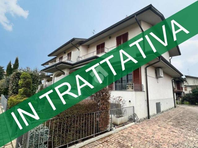 Villa Schiera in vendita a Grezzago, Lombardia