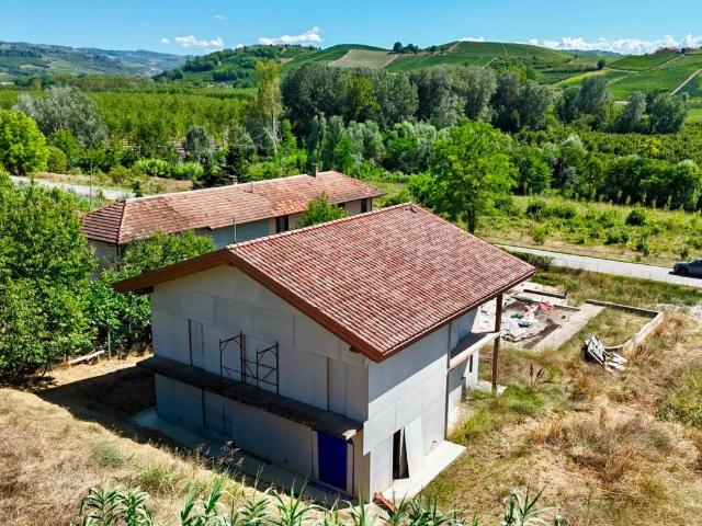 Villa Schiera in vendita a Piemonte, Cuneo