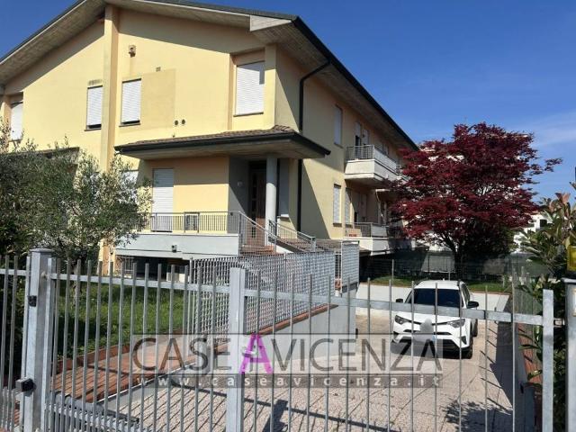 Villa Schiera in vendita a Grisignano Di Zocco, Veneto