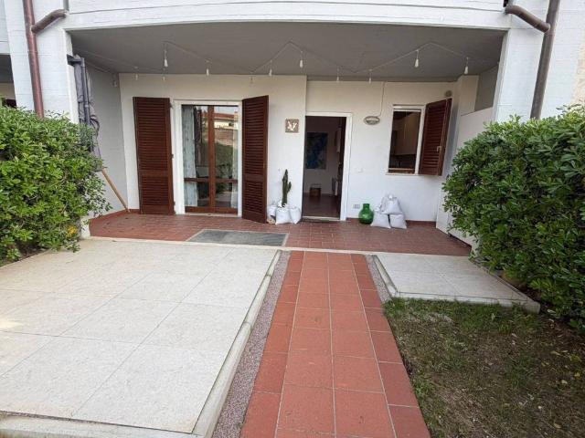 Villa Schiera in vendita a Barbanella, Grosseto