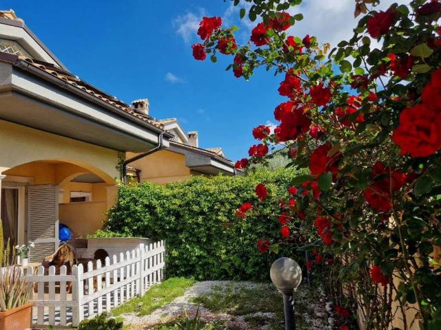 Villa Schiera in vendita a Squarciarelli, Roma Capitale