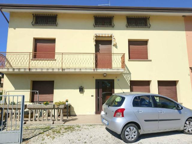 Villa Schiera in vendita a Giai, Gruaro