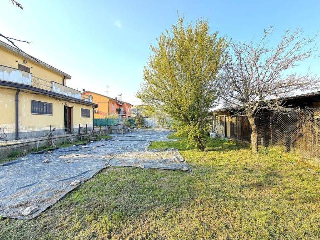 Villa Schiera in vendita a Grumello Cremonese, Lombardia
