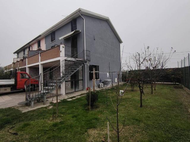 Villa Schiera in vendita a Bassa Reggiana, Re