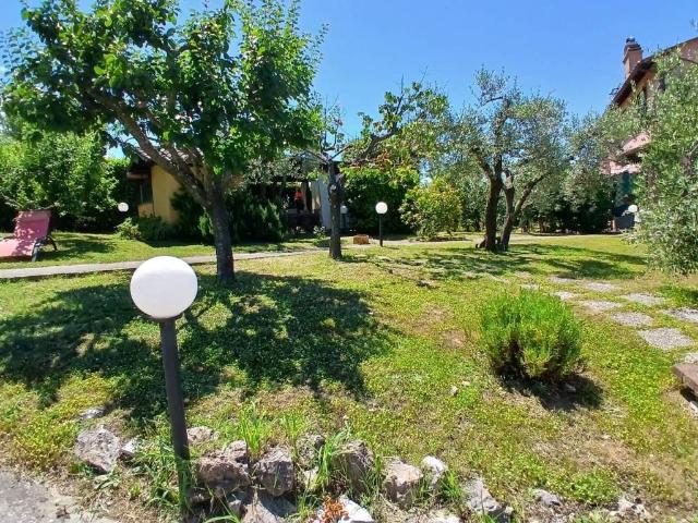 Villa Schiera in vendita a Guardea, Umbria