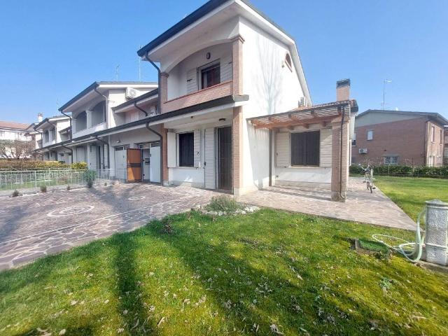 Villa Schiera in vendita a Bassa Reggiana, Re