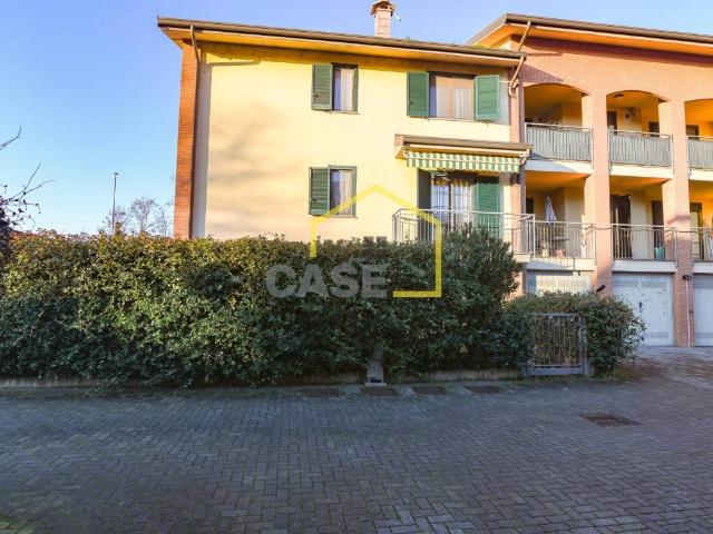 Villa Schiera in vendita a Unione dei Comuni I Fontanili, Gudo Visconti