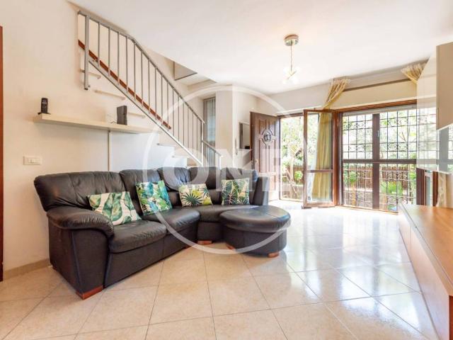 Villa Schiera in vendita a La Pietrara, Guidonia