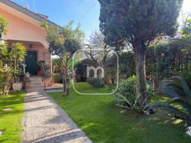 Villa Schiera in vendita a Guidonia Montecelio, Roma Capitale