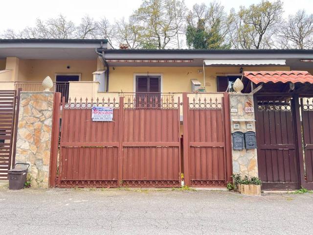 Villa Schiera in vendita a Guidonia Montecelio, Roma Capitale