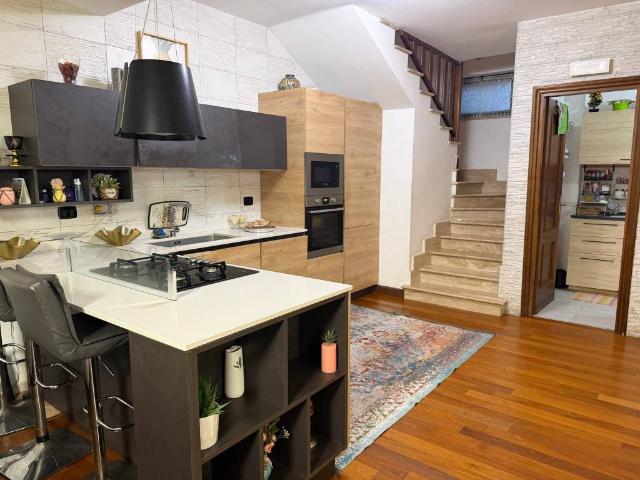 Villa Schiera in vendita a Guidonia Montecelio, Roma Capitale