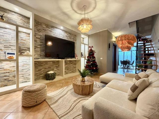 Villa Schiera in vendita a Guidonia Montecelio, Roma Capitale
