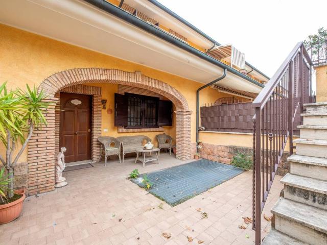 Villa Schiera in vendita a Guidonia Montecelio, Roma Capitale