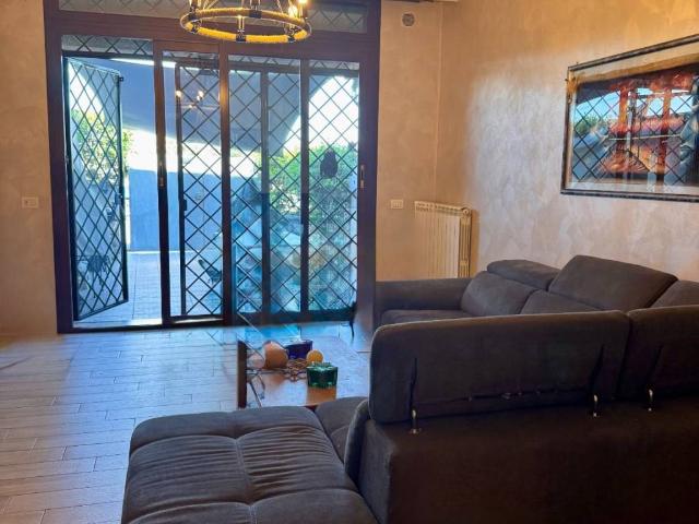 Villa Schiera in vendita a Guidonia Montecelio, Roma Capitale
