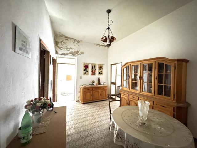 Villa Schiera in vendita a Iglesias, Sardigna/Sardegna