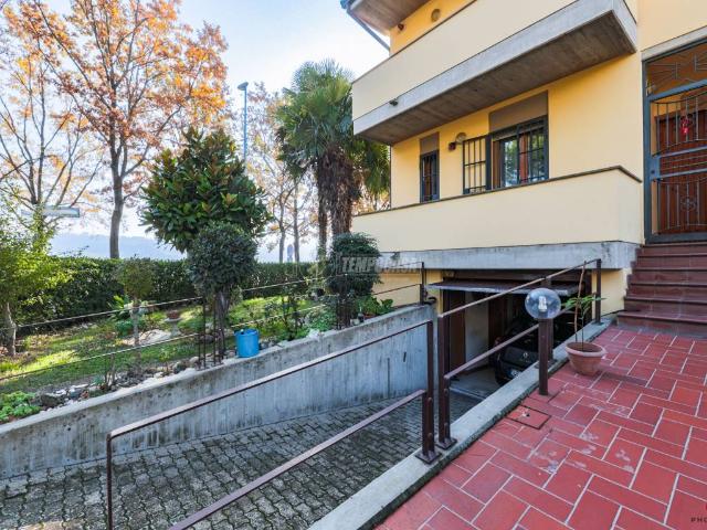 Villa Schiera in vendita a Nuovo Circondario Imolese, Imola