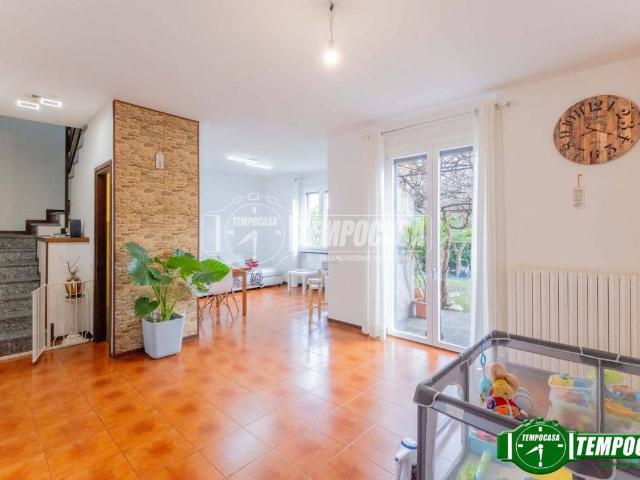 Villa Schiera in vendita a Inveruno, Lombardia