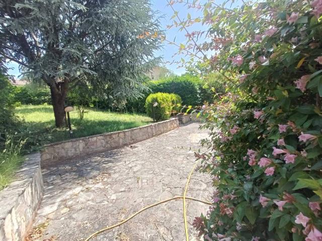 Villa Schiera in vendita a San Lazzaro, Isernia