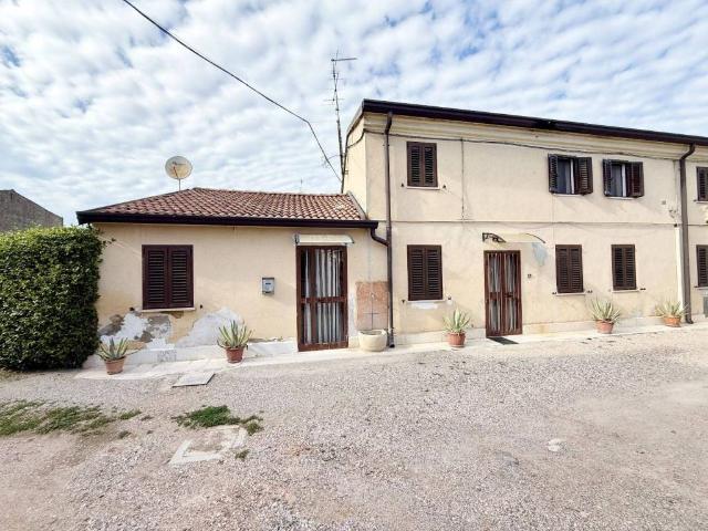 Villa Schiera in vendita a Isola Della Scala, Veneto