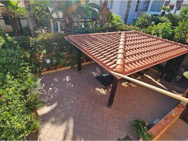 Villa Schiera in vendita a Isola delle Femmine, Palermo