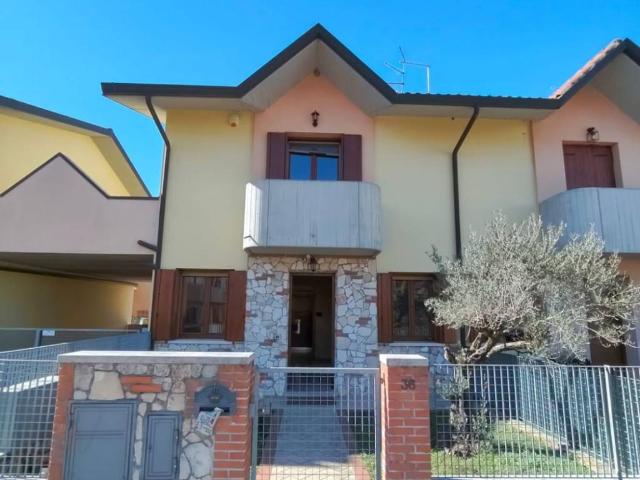Villa Schiera in vendita a Castelnovo, Isola Vicentina