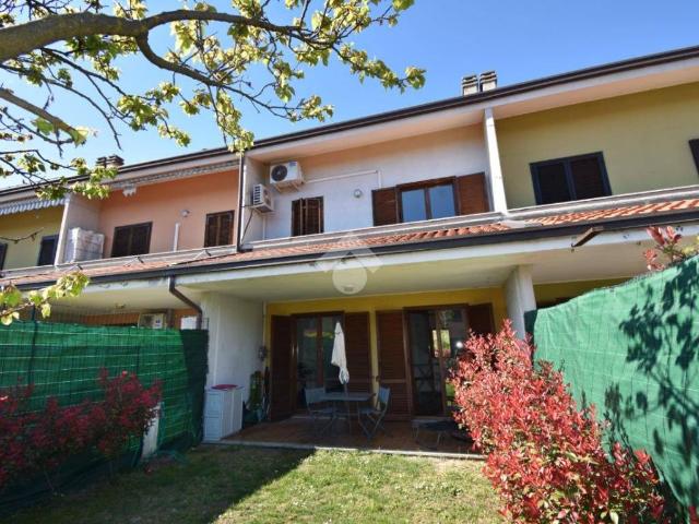 Villa Schiera in vendita a San Giovanni, Piemonte