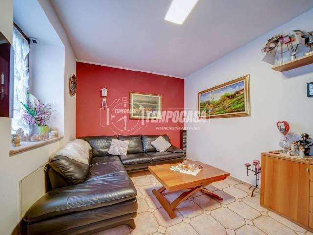 Villa Schiera in vendita a Jerago Con Orago, Lombardia