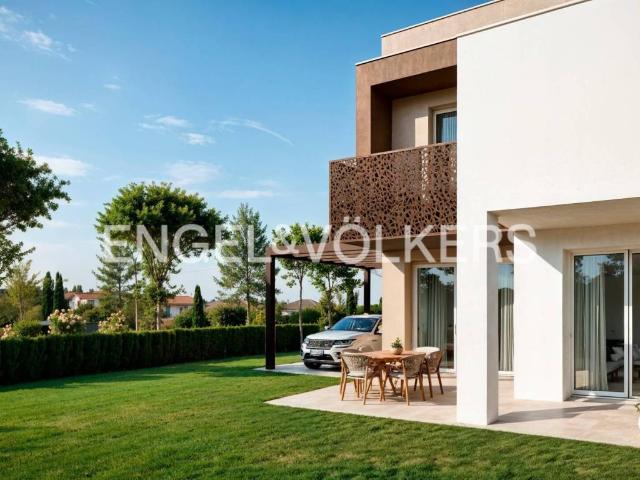 Villa Schiera in vendita a Jesolo, Veneto