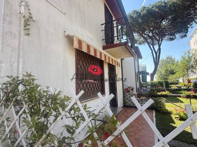 Villa Schiera in vendita a Jesolo Pineta, Jesolo