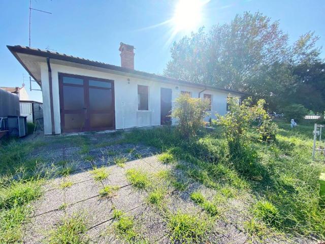 Villa Schiera in vendita a Jolanda Di Savoia, Reggio Emilia