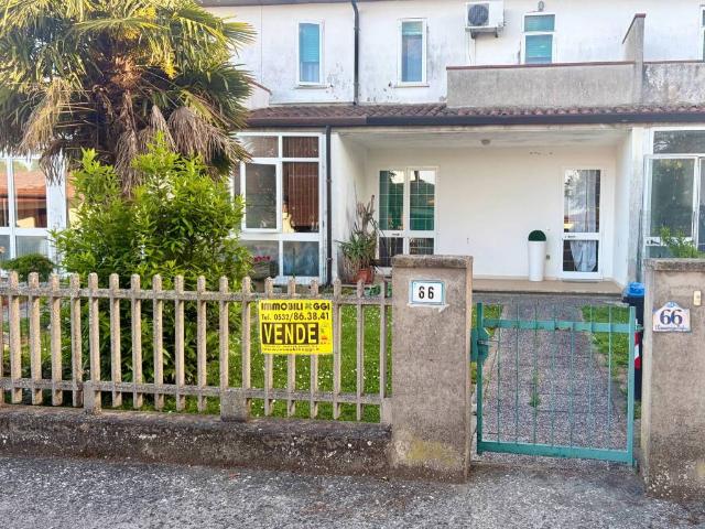 Villa Schiera in vendita a Jolanda Di Savoia, Reggio Emilia