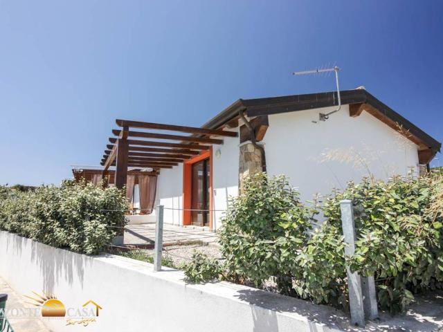 Villa Schiera in vendita a Villaggio Maddalena, Sardigna/Sardegna