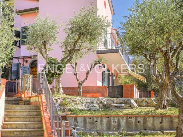 Villa Schiera in vendita a Foce, La Spezia