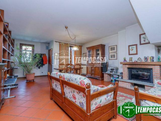 Villa Schiera in vendita a Lacchiarella, Lombardia