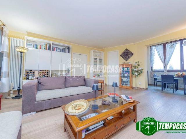 Villa Schiera in vendita a Villamaggiore, Lacchiarella