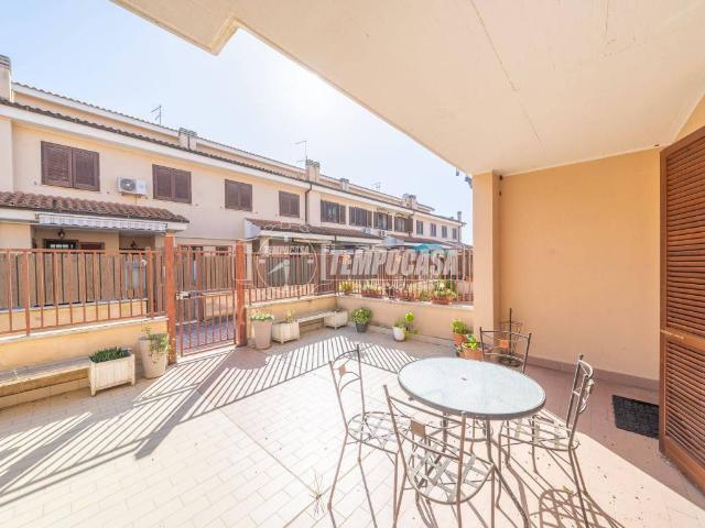 Villa Schiera in vendita a Piane di Vaccina, Roma Capitale