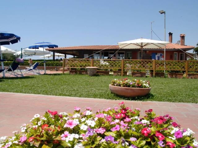 Villa Schiera in vendita a Marina di San Nicola, Roma Capitale