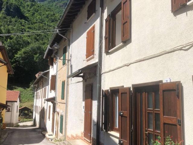 Villa Schiera in vendita a Laghi, Veneto