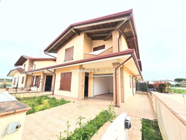 Villa Schiera in vendita a Unione Delta del Po, Lagosanto