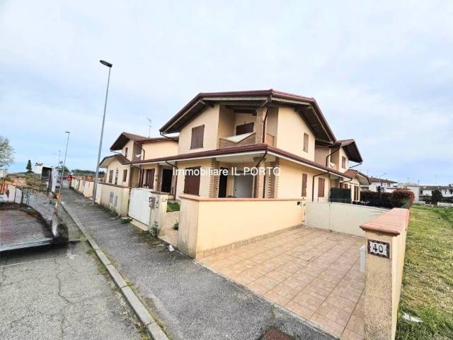 Villa Schiera in vendita a Unione Delta del Po, Lagosanto
