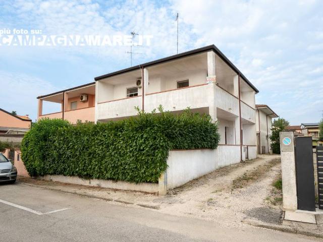 Villa Schiera in vendita a Unione Delta del Po, Lagosanto