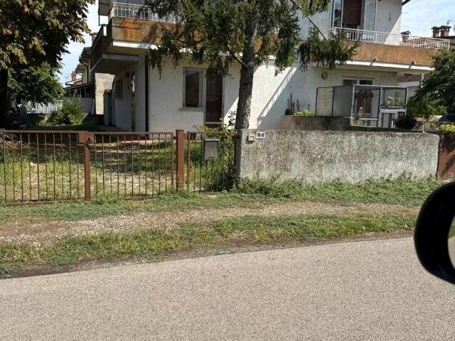 Villa Schiera in vendita a Unione Delta del Po, Lagosanto